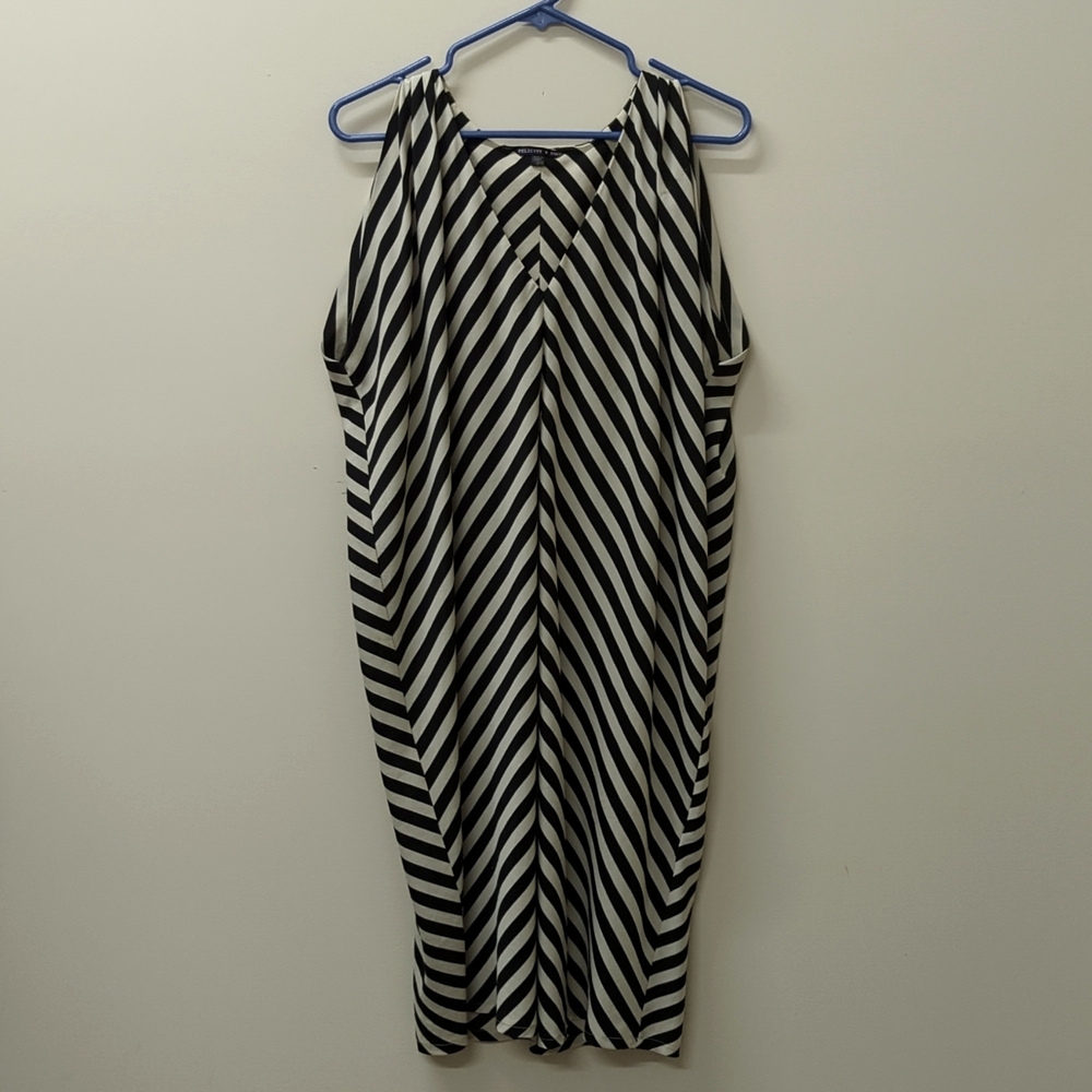 Geometric Cream & Black Striped Lightweight Dress